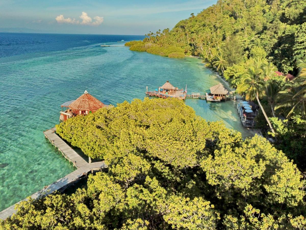 Raja Ampat Dive Lodge Pulau Mansuar Екстериор снимка