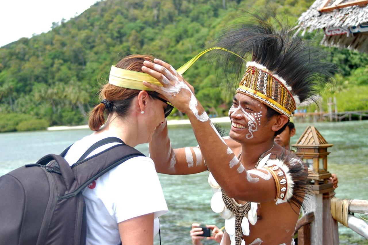 Raja Ampat Dive Lodge Pulau Mansuar Екстериор снимка