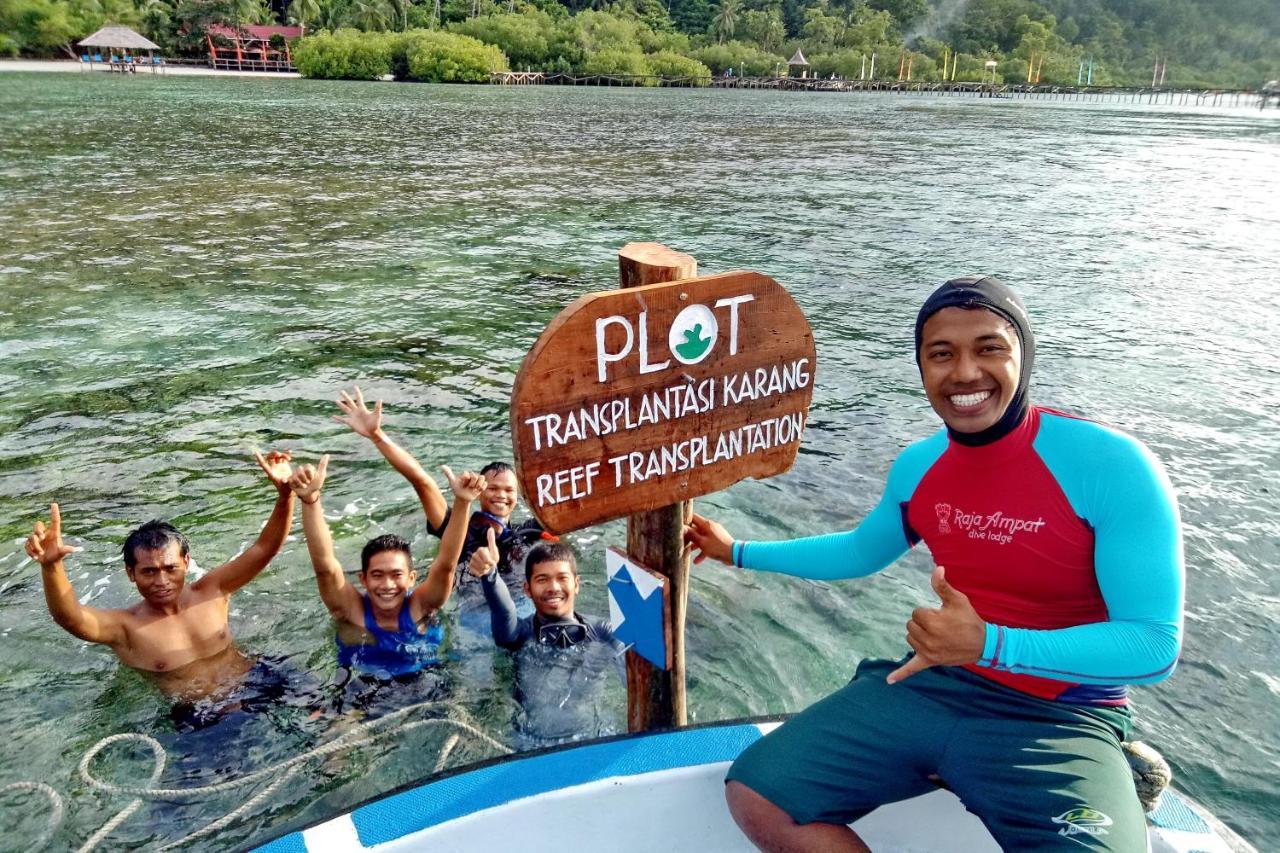 Raja Ampat Dive Lodge Pulau Mansuar Екстериор снимка